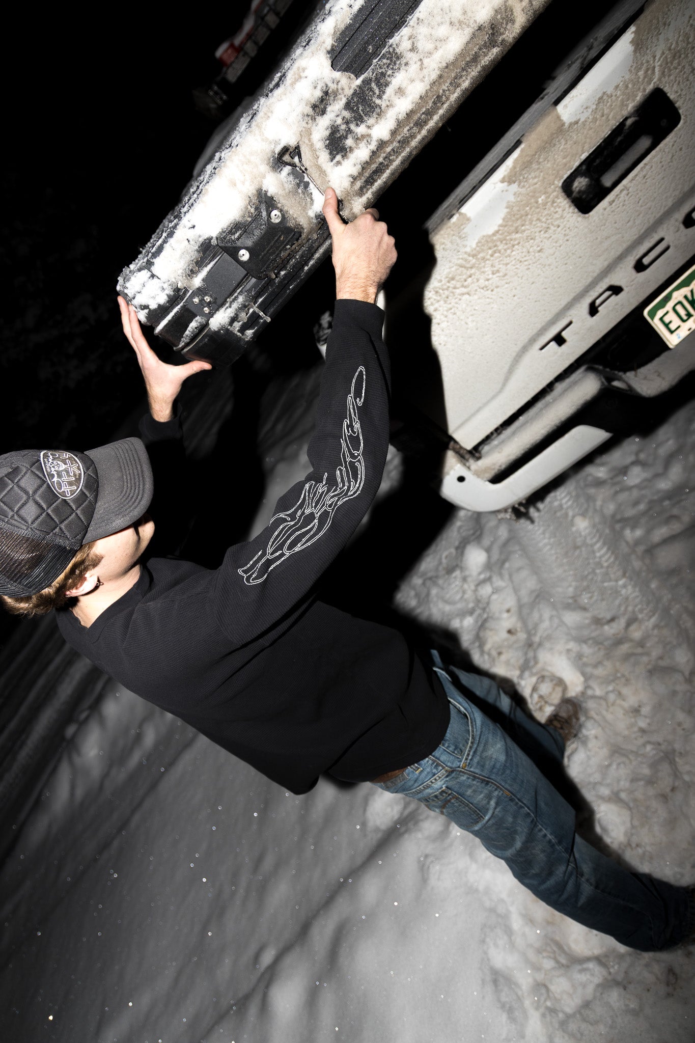 Cursive Thermal Shirt Black